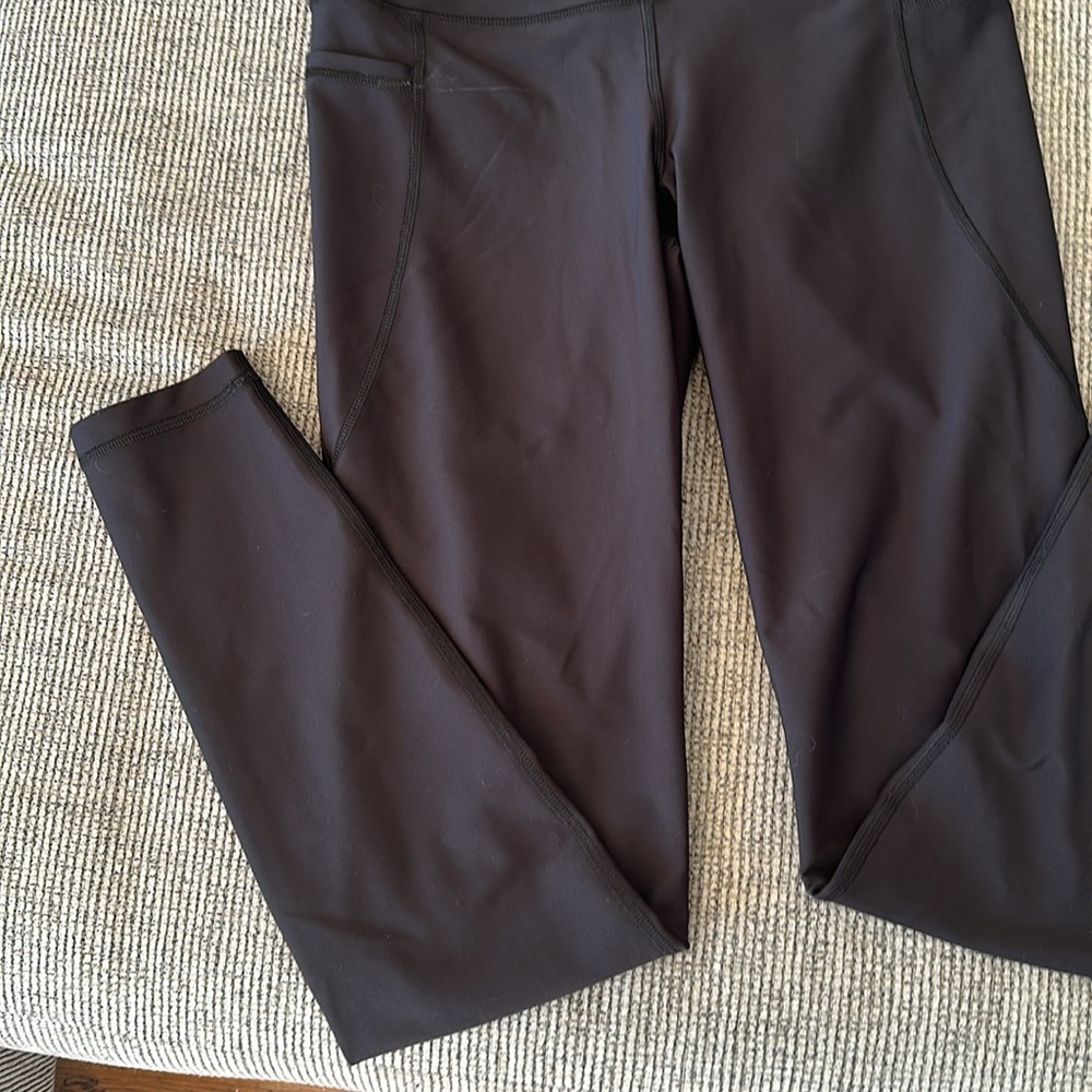 Old Navy Black High-Waisted Leggings - Picture 6 of 10